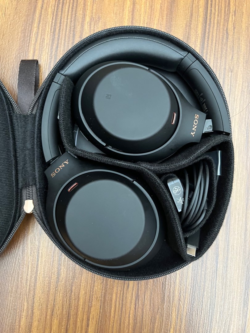 Sony XM4 wireless bluetooth headset, Audio, Headphones & Headsets on