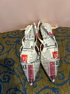 (Category: ) located in . Submitted by shoegal (Listing ID 1208096296, Image 1). Description: .