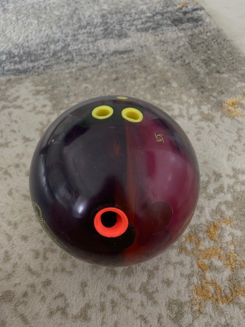 15 lbs storm zero gravity bowling ball, Sports Equipment, Sports