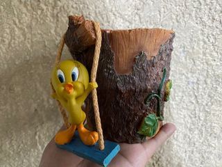 Tweety ceramic pencil holder