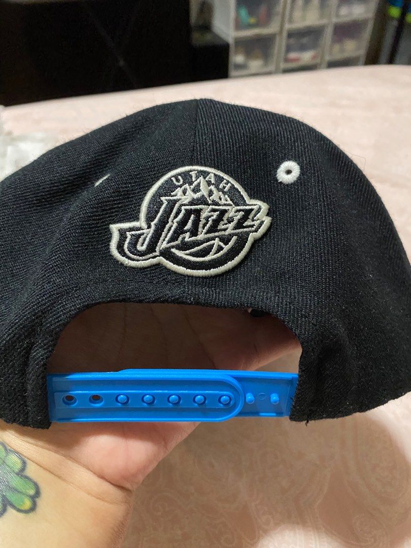 Utah Jazz Snapback (Category: Caps & Hats) located in Makati City. Submitted by vanbustling (Listing ID 1208105787, Image 3). Description: Bought in Korea. If you buy another snapback I’ll give you 10% discount.