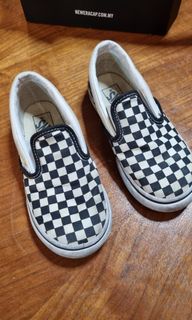 (Category: ) located in . Submitted by ipan_Preloved_Item (Listing ID 1208195211, Image 1). Description: .