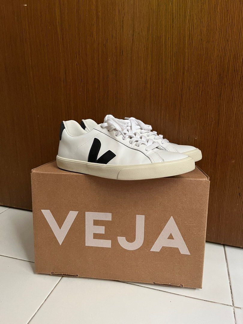 Veja Esplar Sneaker, Women's Fashion, Footwear, Sneakers on Carousell