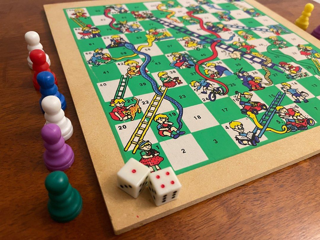 Vintage 2In1 Wooden Board Snakes Game & All sports, Hobbies & Toys