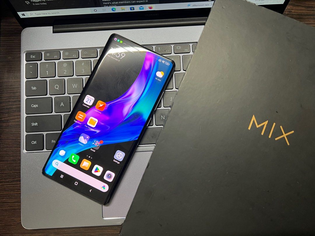 Xiaomi mi mix4 512gb 12gb RAM Complete (Category: Xiaomi) located in Cainta. Submitted by ipotchgadget (Listing ID 1208076327, Image 2). Description: For sale or swap Swapping price is higher than selling price Xiaomi mi mix4 512gb 12gb RAM + 3 Complete Unit, Box, Charger, Case Price: 32,000php. 101% good running condition test all you want upon meet up Meetup: • Pasig Area Nearby .