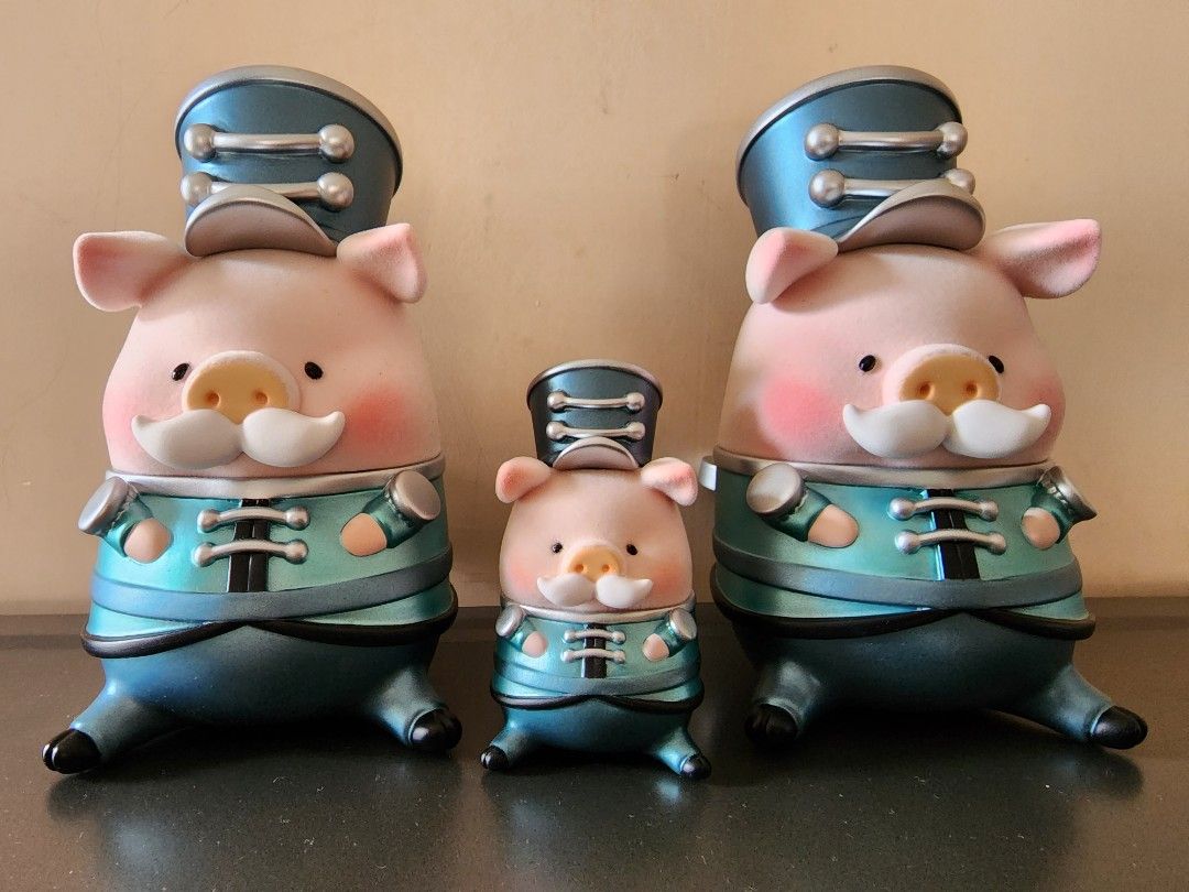 Lulu豬XL異色胡桃夾子國王大豬, 興趣及遊戲, 玩具& 遊戲類- Carousell