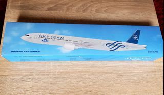 1:200 777-300ER KLM Skyteam
