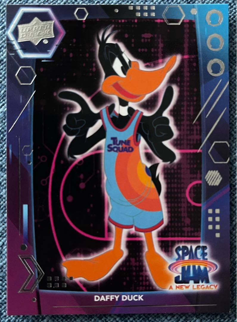 2021 UPPER DECK SPACE JAM A NEW LEGACY ( LEBRON JAMES ) CARD : LOONEY