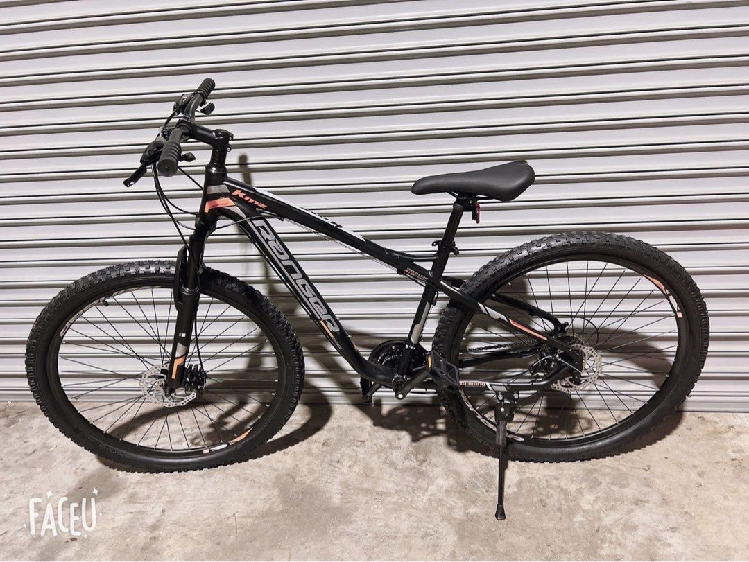 29inch aluminum frame mountain bike. Shimano gear 21speed. Disc brake