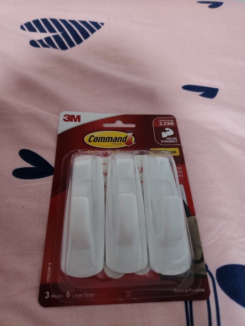 3M command hooks, Furniture & Home Living, Outdoor Furniture on Carousell