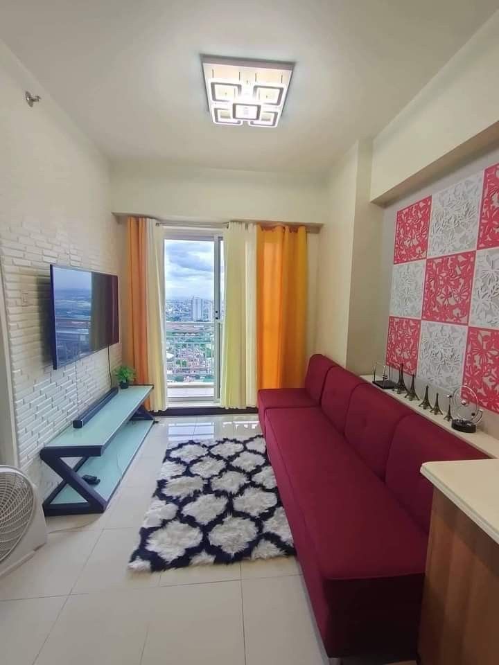 40sqm condo unit fully Furnished w/parking Zinnia Tower Edsa Munoz