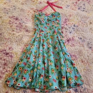 50s style floral dress 👠