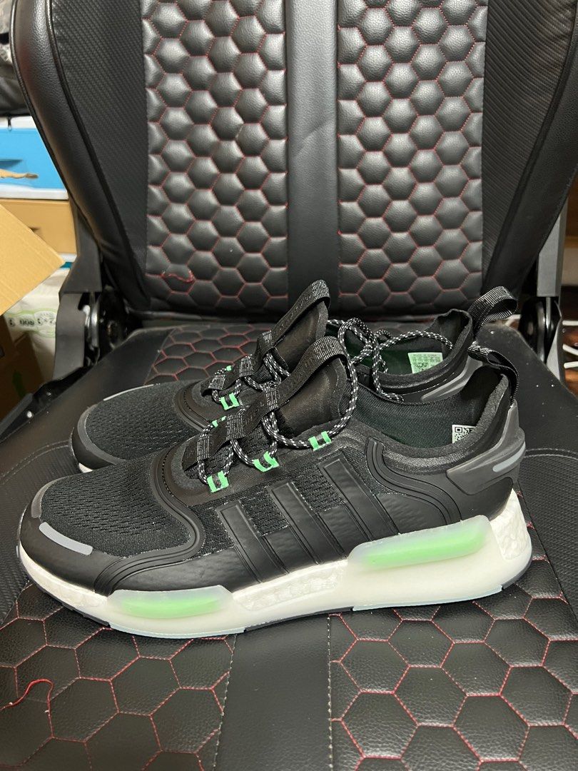 Black and green nmd hot sale