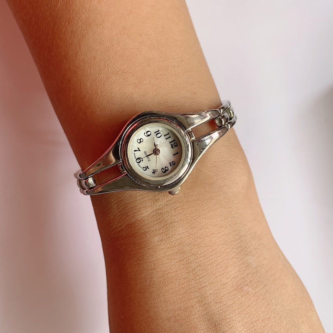 White shop stag watch