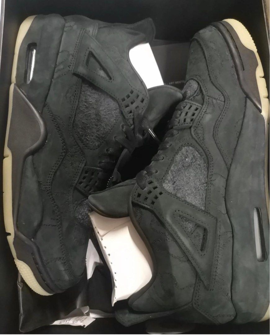 Air Jordan 4 KAWS BLACK US 9.5