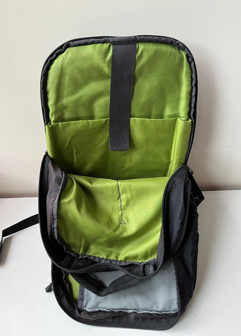 American tourister air groove clearance plus