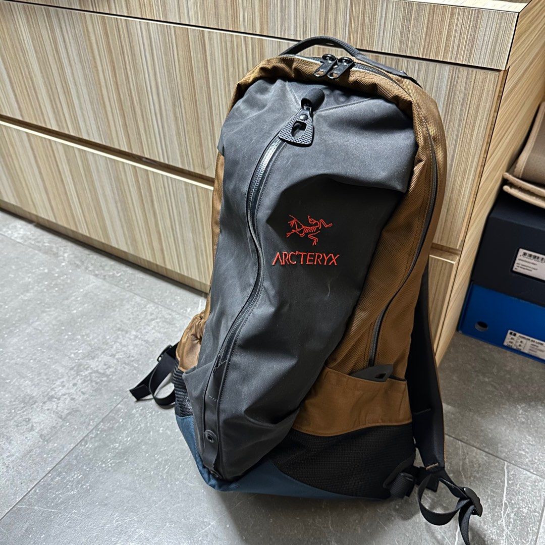 Arc'teryx x Beams backpack, 男裝, 袋, 背包- Carousell