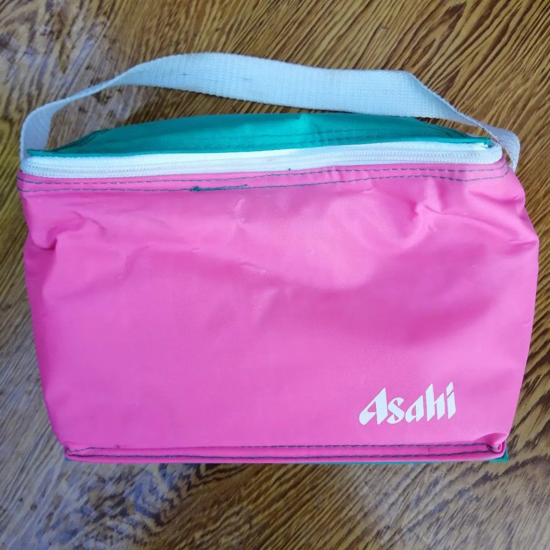 Asahi Cooler Bag (Category: Food Organization & Storage) located in Malolos. Submitted by jestrelita (Listing ID 1208474942, Image 2). Description: Asahi Cooler Bag P270 only - 6 beer in can capacity - can also be use as lunch bag - good condition ⛩️🇯🇵🏯👘👺🗾🍱🎎🍜🍙.