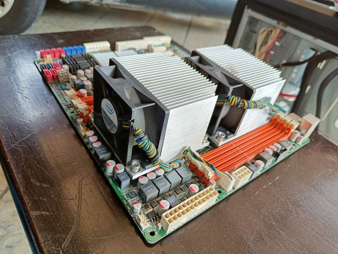 Asus Z8NAD6 Motherboard & Dual Intel Xeon E5645 Processors, Computers