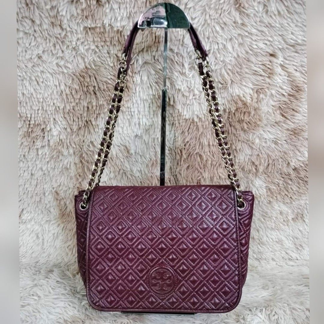 AUTHENTIC TORY BURCH MARION QUILTED FLAP BURGUNDY BAG, Luxury, Bags &  Wallets on Carousell