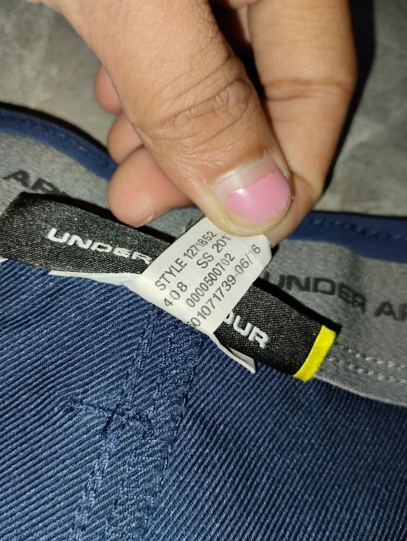 Under armour 1271852 2025