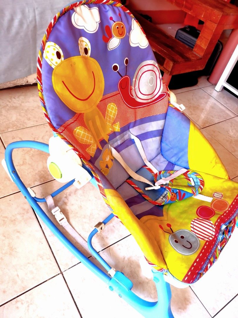 Baby rolling on sale chair price