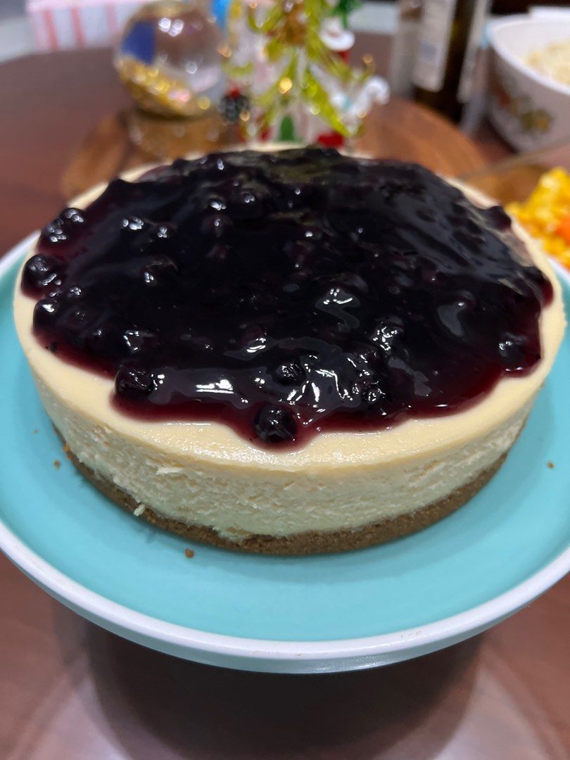 Baked blueberry cheesecake (Category: Homemade Bakes) located in San Juan City. Submitted by iambernie (Listing ID 1106409113, Image 3). Description: Baked blueberry cheesecake using real cream cheese, no gelatin Baked fresh when you order 6 inch - 600 8 inch - 1,200 Please check our page arabellabakesph in fb and ig for more goodies.