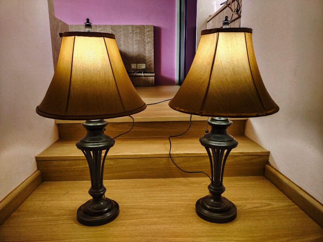 very bedside lamps