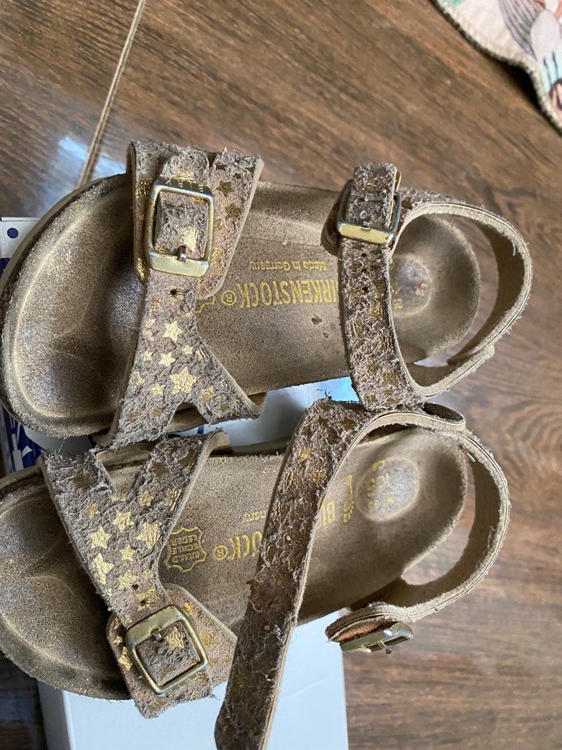 Birkenstock size 24 dan 26 Bayi Anak Lainnya di Carousell