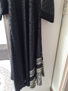 (Category: ) located in . Submitted by bagsXclothes (Listing ID 1208346438, Image 1). Description: .