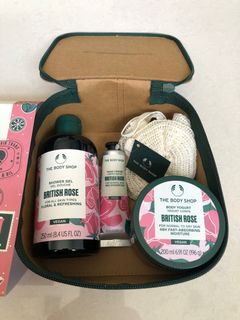 Bodyshop-Bloom&Glow British Rose Essential Gifts
