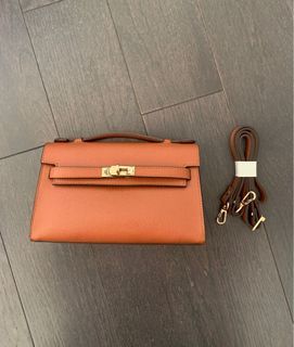 Brand New Kelly Pochette - Camel