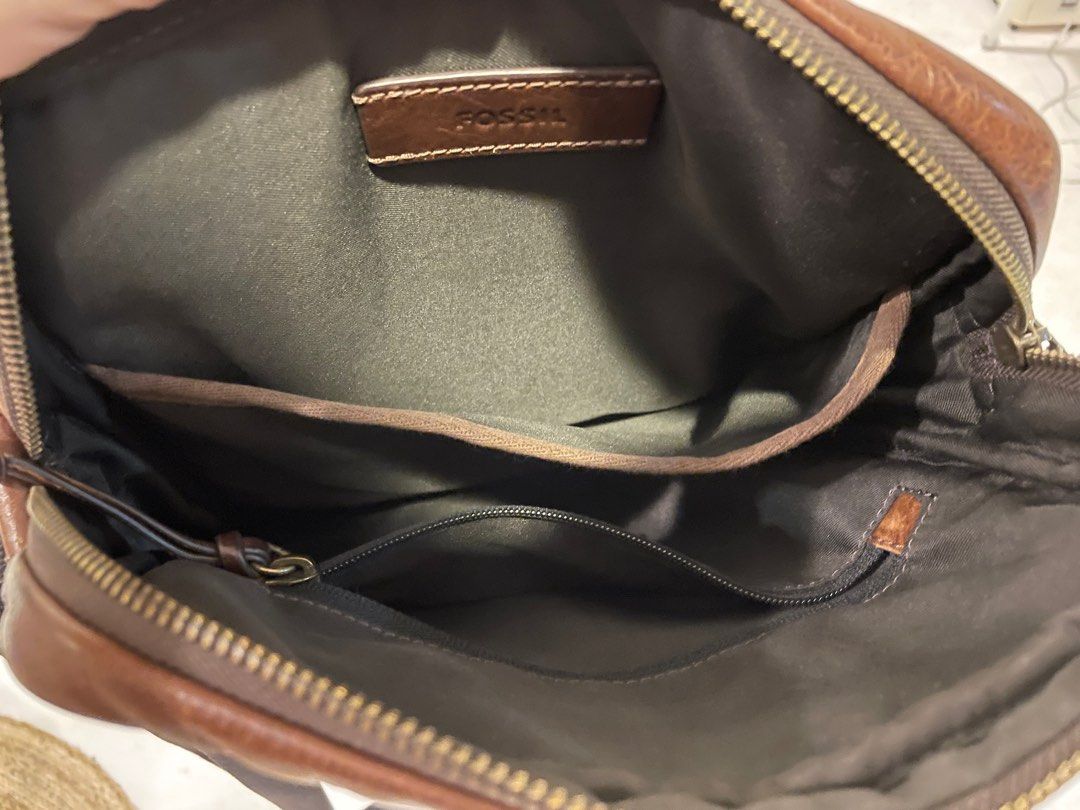 Brown Leather Men s Bag Fossil Defender NS City Messenger Bag