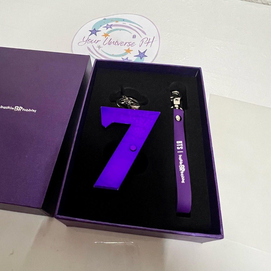 BTS x Baskin Robbins 7 Signal Light Keyring, Hobbies & Toys