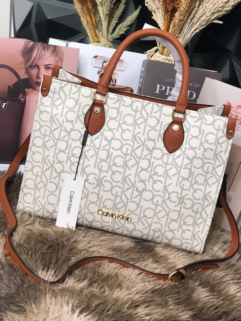 Calvin Klein tote bags SALE!, Women's Fashion, Bags & Wallets, Tote Bags on  Carousell