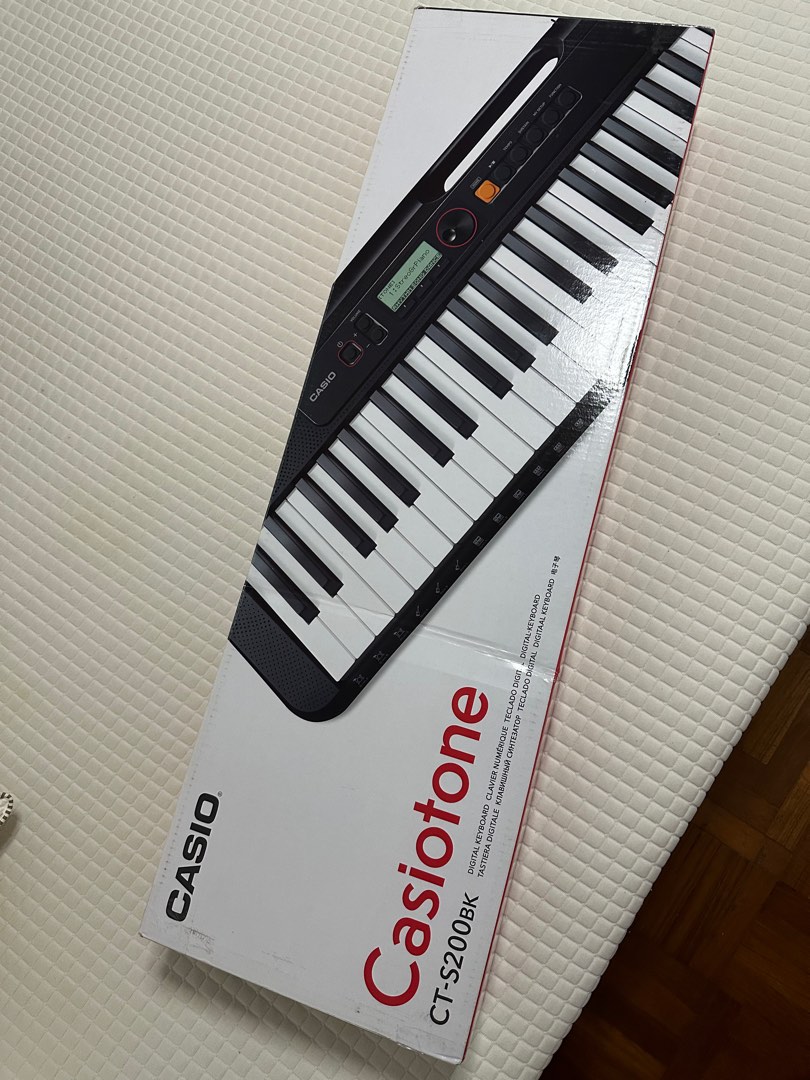 Casio CTS200 Casiotone Portable Keyboard 61 Keys (Free Music Rest