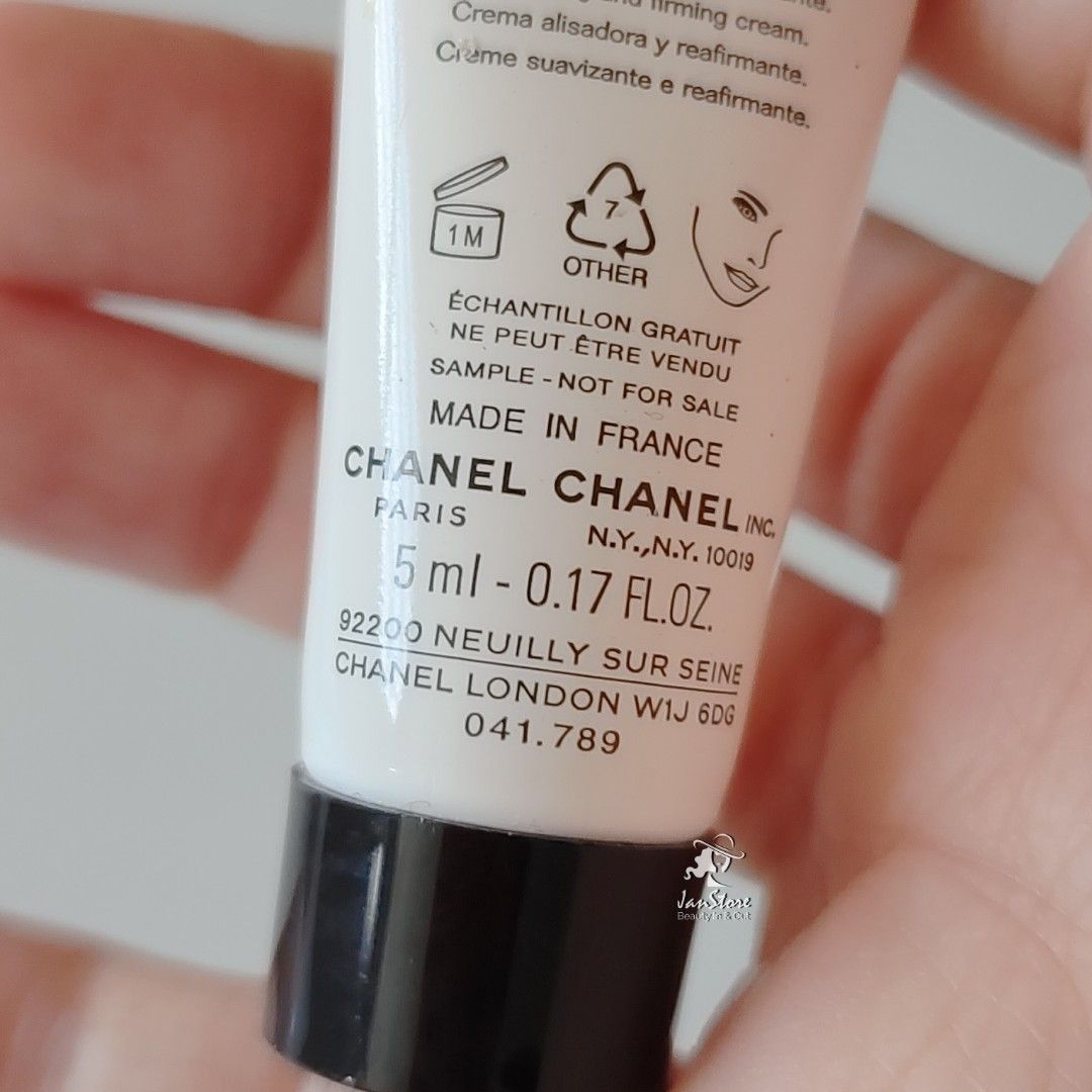 Chanel ULTRA CORRECTION LIFT LIFTING FIRMING TRAVEL ESSENTIALS, Skin Care