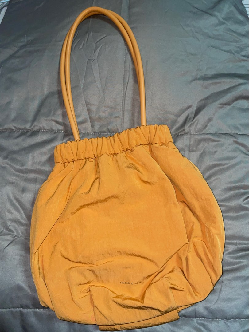 Hobo shop aspen wristlet
