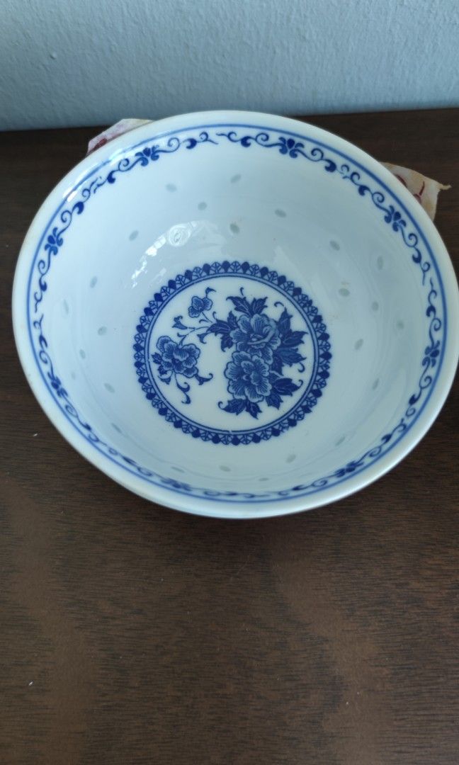 Chinese rice bowl traditional blue design with rice grain, Furniture