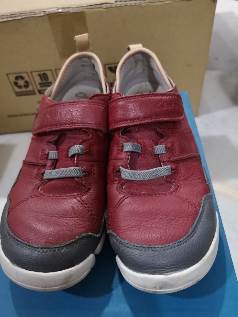 clarks boys shoes