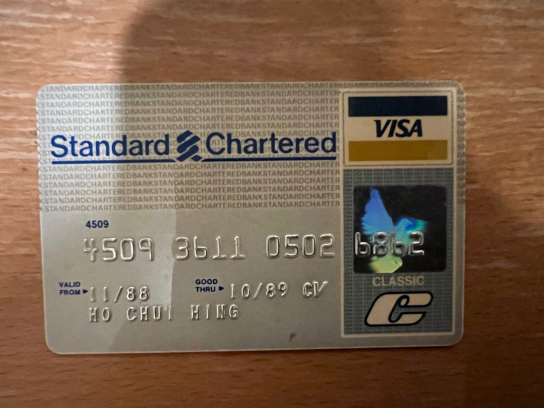 渣打銀行－classic 信用卡. 1988 年, 興趣及遊戲, 收藏品及紀念品, 古董收藏- Carousell