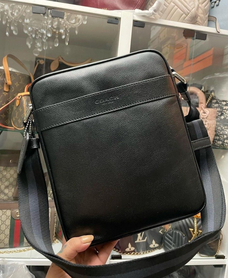 Coach charles deals flight bag