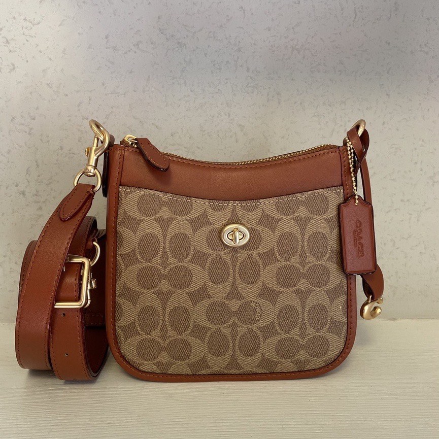 Coach chase crossbody bag, Luxury, Bags & Wallets on Carousell