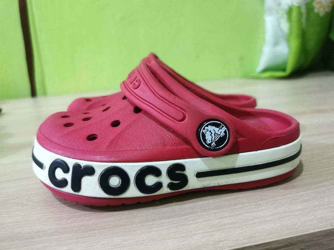 15CM Auth Crocs C8 Red, Babies & Kids, Babies & Kids Fashion on Carousell