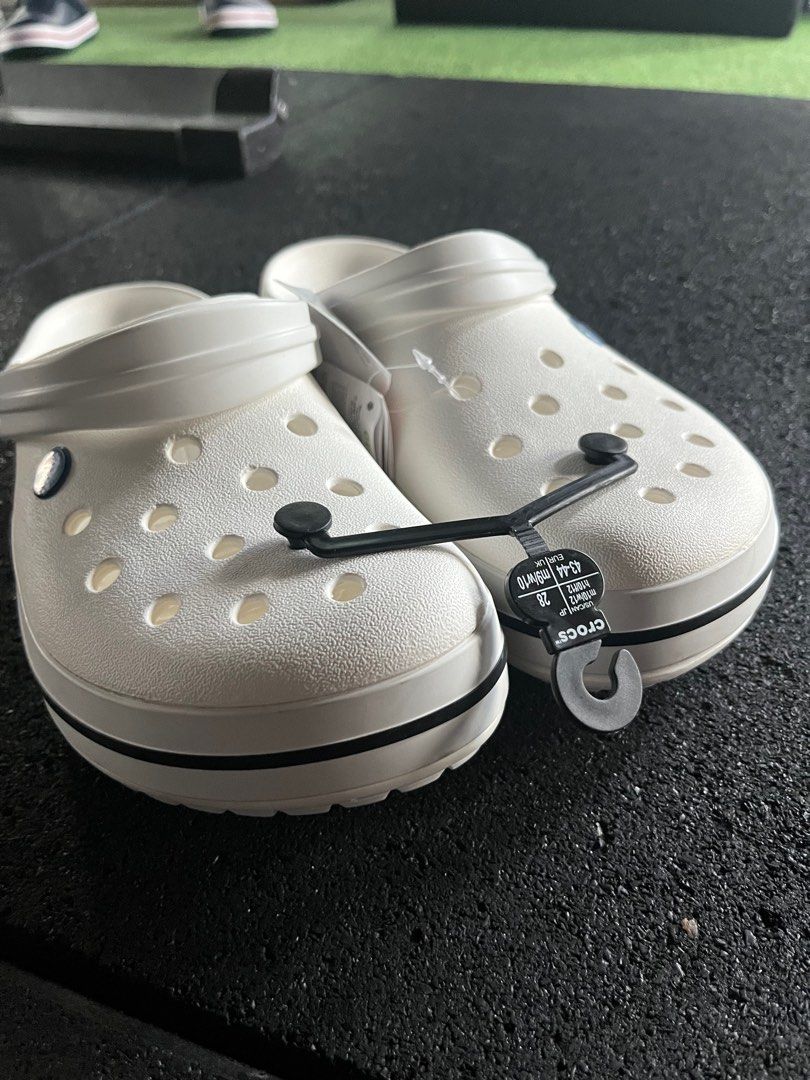 Crocs crocband sale relaxed fit