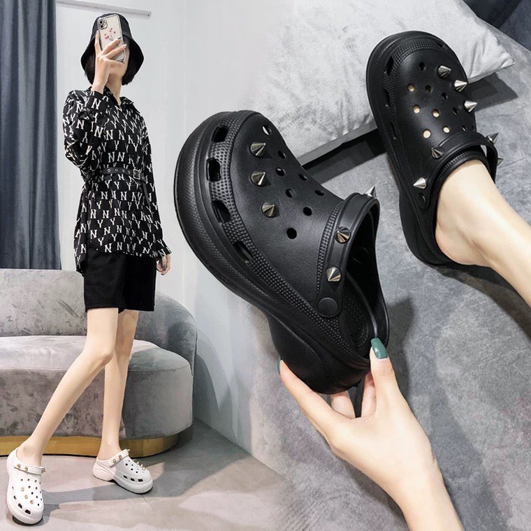 Crocs look clogs sandals bae platform - new, Women's Fashion, Footwear,  Wedges on Carousell