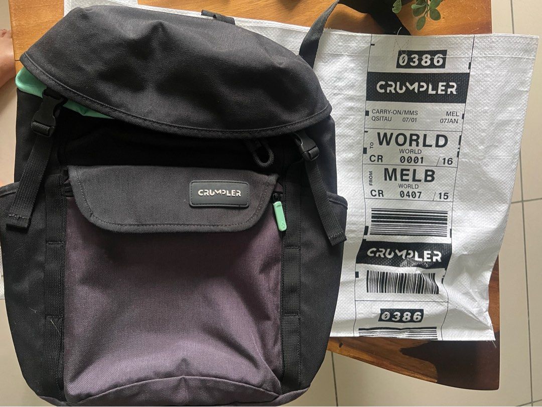 Crumpler bag pack Hidden Retreat