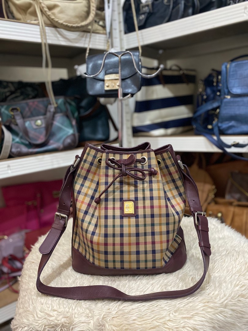 Daks Bucket Sling Bag, Women's Fashion, Bags & Wallets, Crossbody Bags