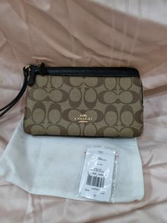 Dompet Coach