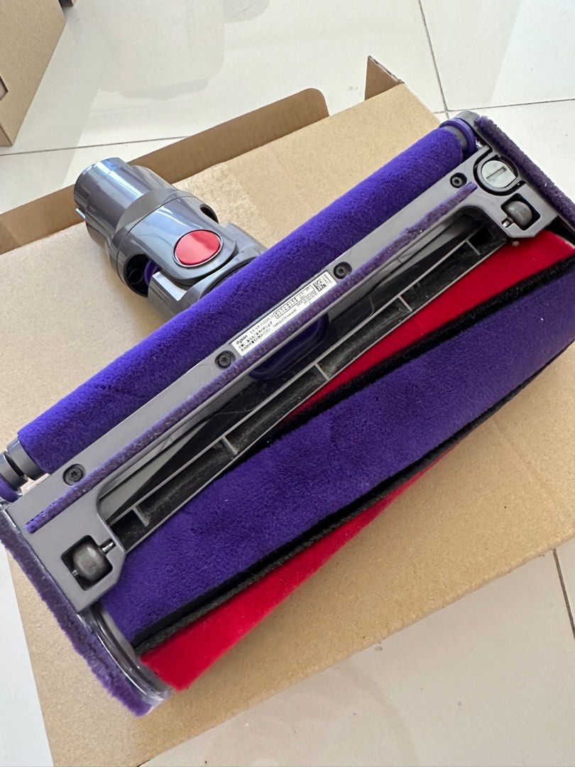 Dyson dyson v10 roller head, TV & Home Appliances, Vacuum Cleaner